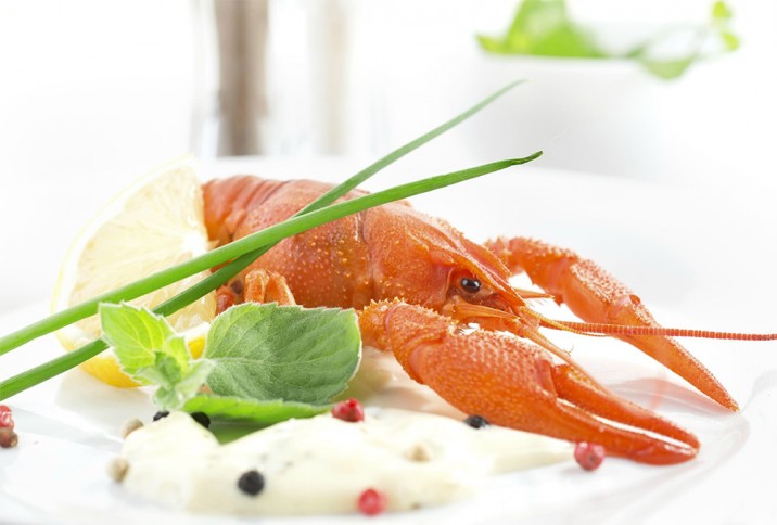 Cuisiner des Langoustines aux petits légumes au cuit-vapeur